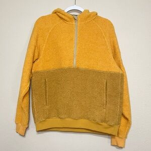 Outdoor Voices Hooded Sweater Womens Megafleece 1/4 Zip Mustard Yellow Wool Sz M
